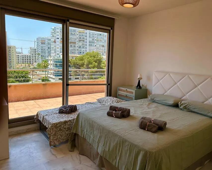Apartmán Atico Puerto Marina 2 Hab Con Piscina, 500M De La Plata Torremolinos